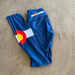 Colorado Threads leggings.